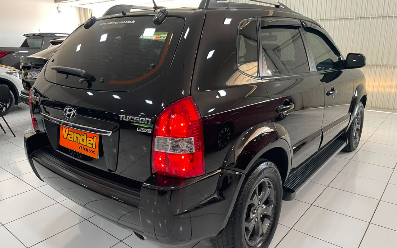 imagem-https://www.socarrao.com.br/sc-vehicle-images-prod/2738604/1784380621948-V2hhdHNBcHAgSW1hZ2UgMjAyNi0wNy0xNyBhdCAxMS4xMS41NSAoNSkuanBlZw.jpeg