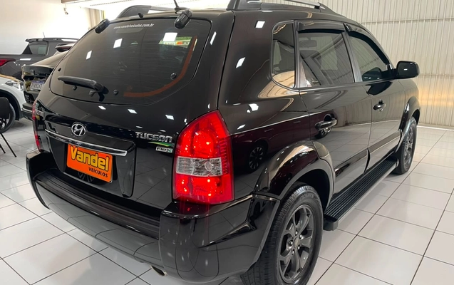 imagem-https://www.socarrao.com.br/sc-vehicle-images-prod/2738604/1784380621948-V2hhdHNBcHAgSW1hZ2UgMjAyNi0wNy0xNyBhdCAxMS4xMS41NSAoNSkuanBlZw.jpeg