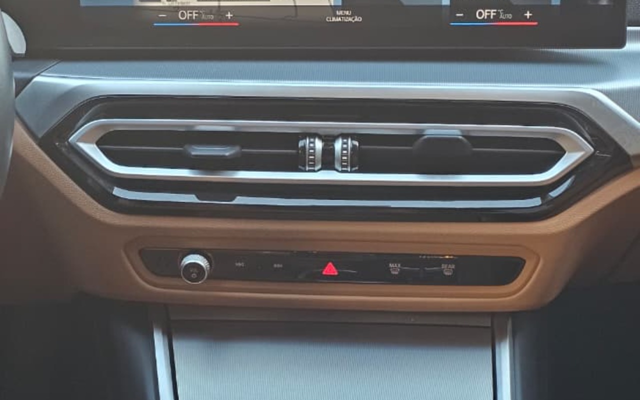 imagem-https://www.socarrao.com.br/sc-vehicle-images-prod/2738647/1784381647553-MmNmY2MxMWYtMDljYi00NzFhLWEzNjktZWNmZWEyM2NmY2RmLmpwZw.jpg