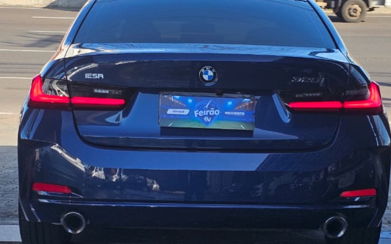 imagem-https://www.socarrao.com.br/sc-vehicle-images-prod/2738647/1784381647911-MmVlYWJmMmMtOWM4NS00YmRhLTlkNzQtNWE2YzZhODU4MTM3LmpwZw.jpg