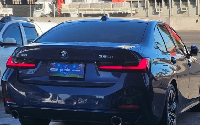 imagem-https://www.socarrao.com.br/sc-vehicle-images-prod/2738647/1784381648612-YjhhOTgxNmEtYmNiZC00MTJlLTkxOTEtNzFmMTM2MDNlNWUwLmpwZw.jpg