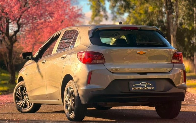 imagem-https://www.socarrao.com.br/sc-vehicle-images-prod/2738678/1785858179286-8281564_7_B_df33508a52.jpeg