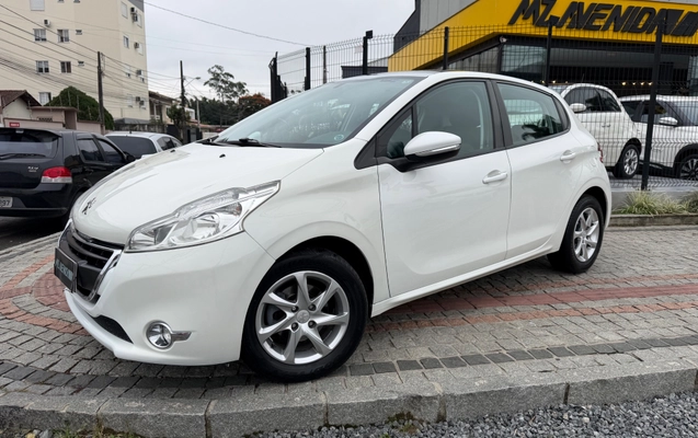 imagem-https://www.socarrao.com.br/sc-vehicle-images-prod/2738774/1784742684175-ed84ce46b91242609a08a308d0d44111_1784383961720.jpg