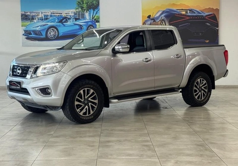 Nissan Frontier 2022 Prata — foto 1 de 3
