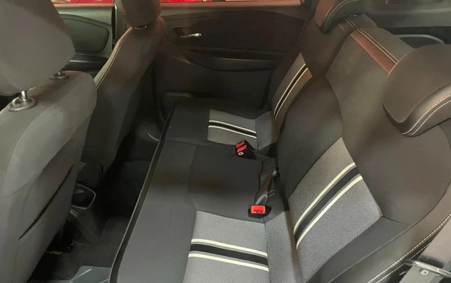 imagem-https://www.socarrao.com.br/sc-vehicle-images-prod/2738872/1784385008289-V2hhdHNBcHAgSW1hZ2UgMjAyNi0wNy0xNSBhdCAxNy4yMy4yNS5qcGVn.jpeg