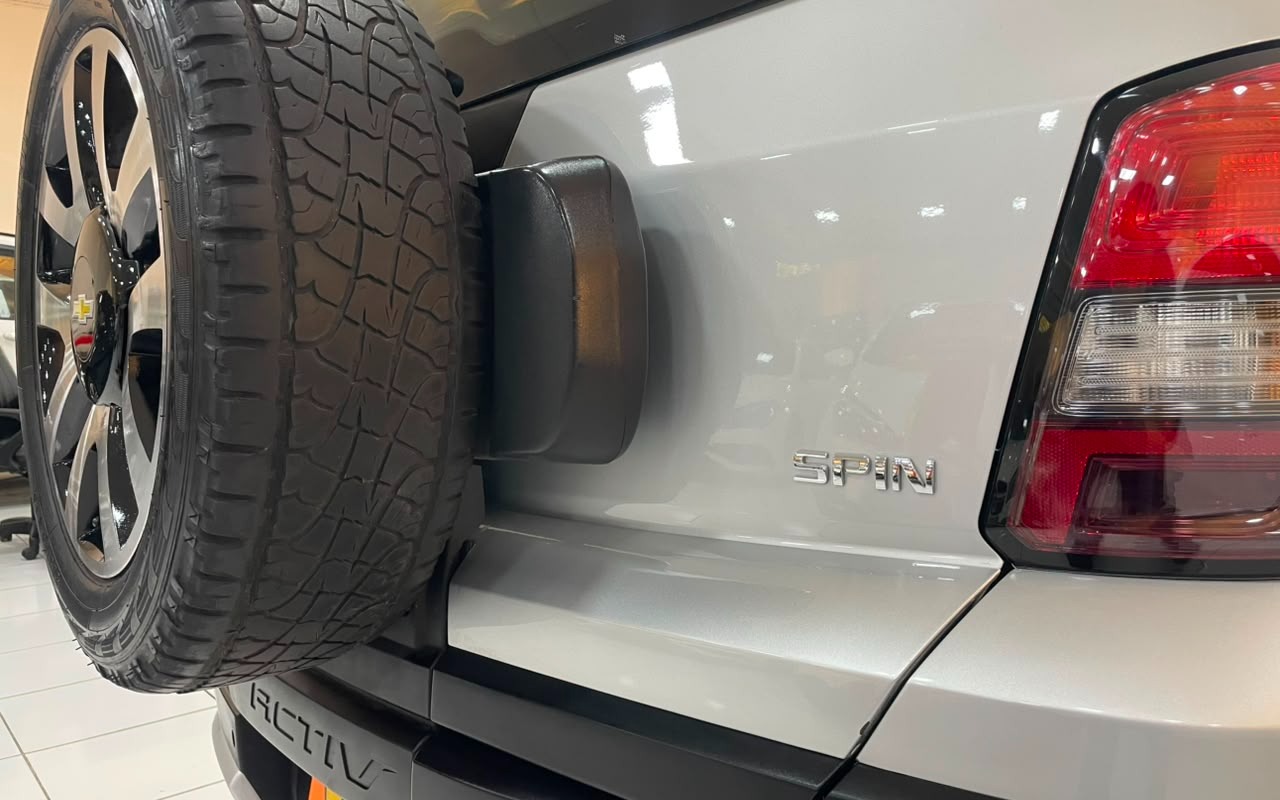 imagem-https://www.socarrao.com.br/sc-vehicle-images-prod/2738872/1784385008457-V2hhdHNBcHAgSW1hZ2UgMjAyNi0wNy0xNSBhdCAxNy4yMy4yNSAoNCkuanBlZw.jpeg