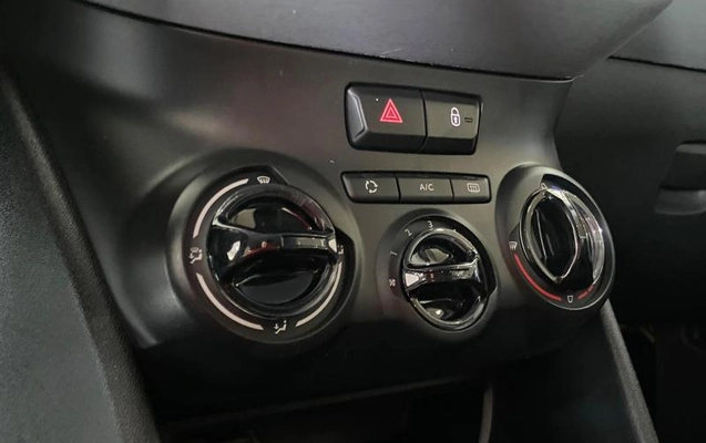 imagem-https://www.socarrao.com.br/sc-vehicle-images-prod/2738895/1785419195912-8292904_17_B_bf690abba1.jpeg
