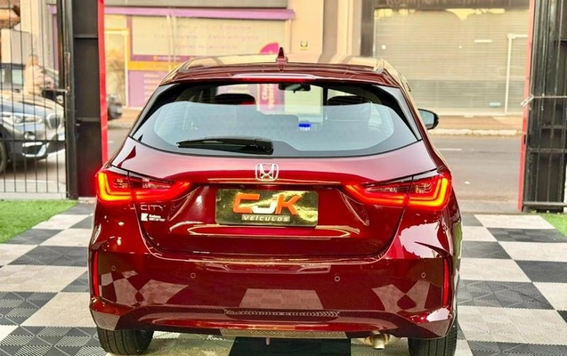 imagem-https://www.socarrao.com.br/sc-vehicle-images-prod/2738903/1786735604659-8293260_6_B_9d451388d9.jpeg