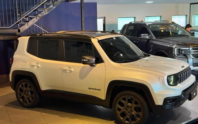 imagem-https://www.socarrao.com.br/sc-vehicle-images-prod/2738908/1789150019112-8290128_10_B_7bdf6a8786.jpeg