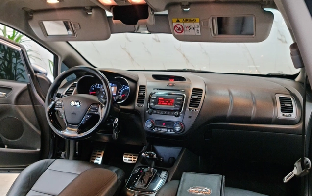 imagem-https://www.socarrao.com.br/sc-vehicle-images-prod/2738910/1784565183927-NS5qcGc.jpg