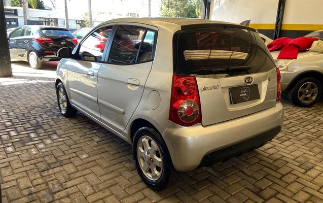 imagem-https://www.socarrao.com.br/sc-vehicle-images-prod/2738925/1788525834801-8293246_5_B_345943c901.jpeg