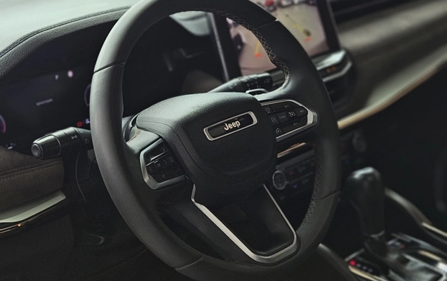 imagem-https://www.socarrao.com.br/sc-vehicle-images-prod/2738935/1784386113259-FP5ukQIafX84VEjauxSMkxjuvdATnBOd.jpg