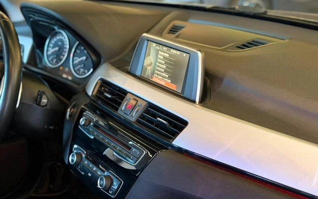 imagem-https://www.socarrao.com.br/sc-vehicle-images-prod/2738940/1789139290918-8166244_10_B_d96a6b36b4.jpeg