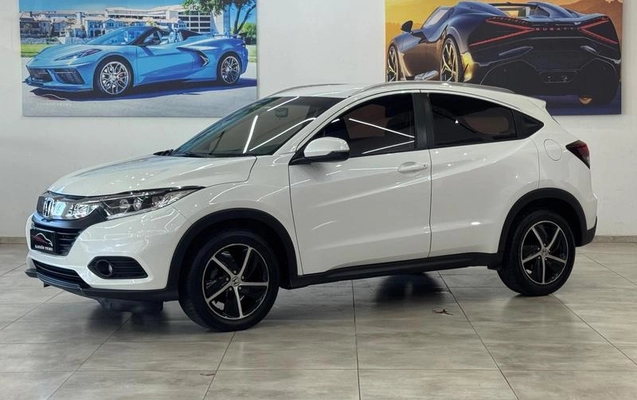 imagem-https://www.socarrao.com.br/sc-vehicle-images-prod/2738962/1788441692185-8241996_0_B_c54b8cae14.jpeg