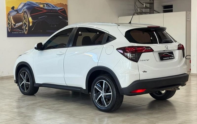 imagem-https://www.socarrao.com.br/sc-vehicle-images-prod/2738962/1788441692194-8241996_4_B_3b37d7b5aa.jpeg
