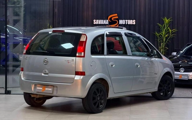 imagem-https://www.socarrao.com.br/sc-vehicle-images-prod/2738978/1789400018990-8281158_6_B_2b64eebfb2.jpeg