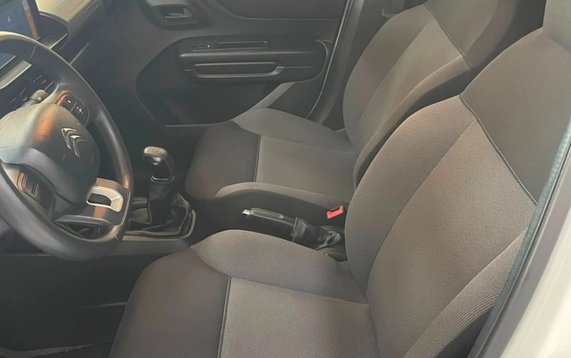 imagem-https://www.socarrao.com.br/sc-vehicle-images-prod/2739032/1784389616487-V2hhdHNBcHAgSW1hZ2UgMjAyNi0wNy0xNSBhdCAxNi4zNi40NSAoNikuanBlZw.jpeg