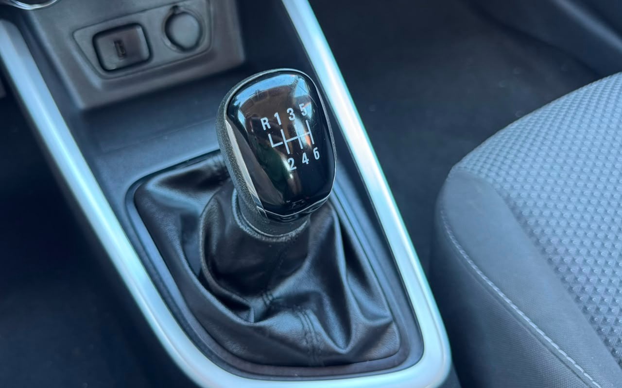 imagem-https://www.socarrao.com.br/sc-vehicle-images-prod/2739040/1784390021411-V2hhdHNBcHAgSW1hZ2UgMjAyNi0wNy0xOCBhdCAxMi40NS40MiAoMykuanBlZw.jpeg