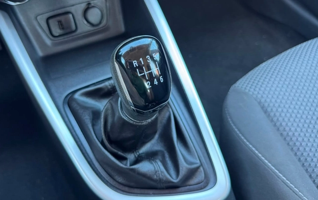 imagem-https://www.socarrao.com.br/sc-vehicle-images-prod/2739040/1784390021411-V2hhdHNBcHAgSW1hZ2UgMjAyNi0wNy0xOCBhdCAxMi40NS40MiAoMykuanBlZw.jpeg