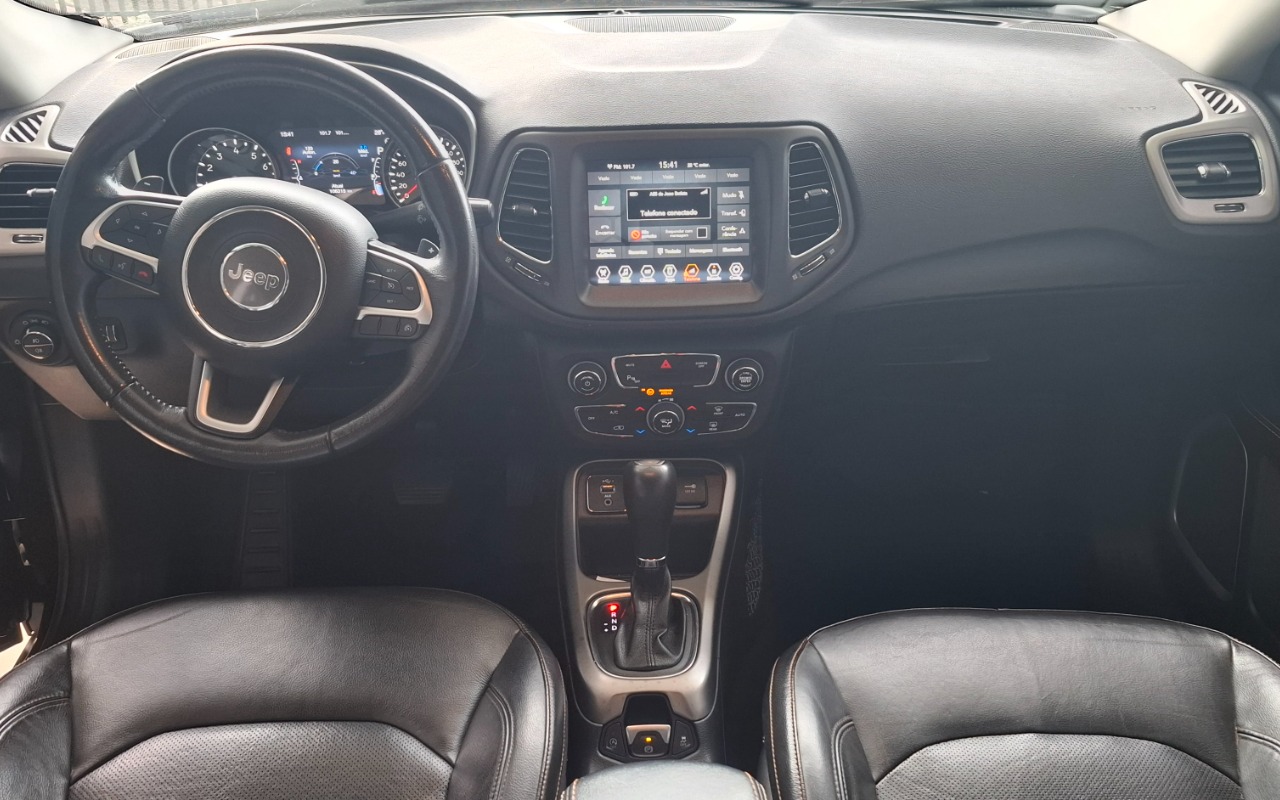 imagem-https://www.socarrao.com.br/sc-vehicle-images-prod/2739229/1784392330803-MjAyNjA1MjVfMTU0MTE0LmpwZw.jpg