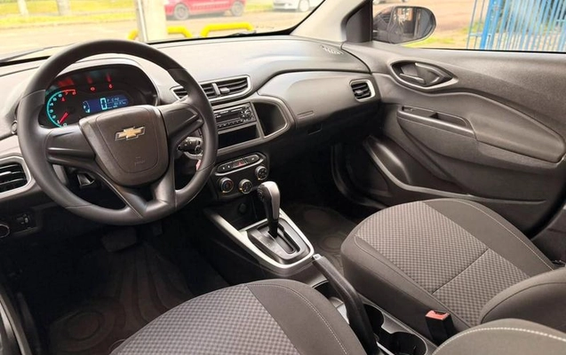 imagem-https://www.socarrao.com.br/sc-vehicle-images-prod/2739314/1785951253068-8293289_13_B_088d6f09fa.jpeg