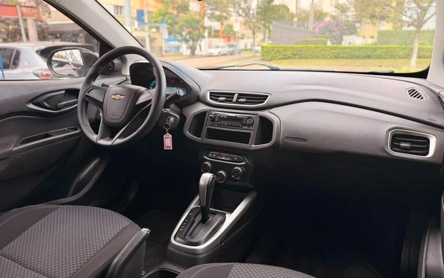 imagem-https://www.socarrao.com.br/sc-vehicle-images-prod/2739314/1785951253070-8293289_14_B_b6498ef67b.jpeg