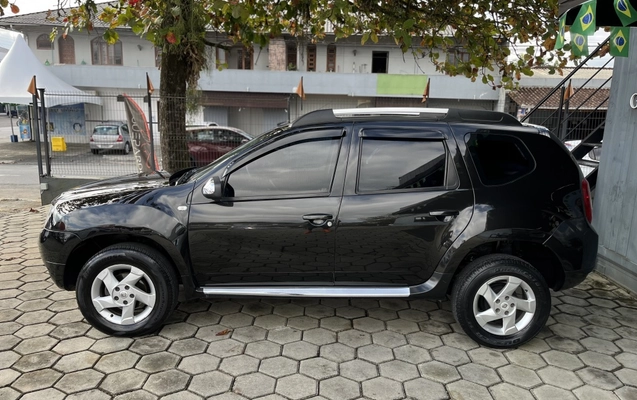 imagem-https://www.socarrao.com.br/sc-vehicle-images-prod/2739348/1784392608460-1_030446.jpg