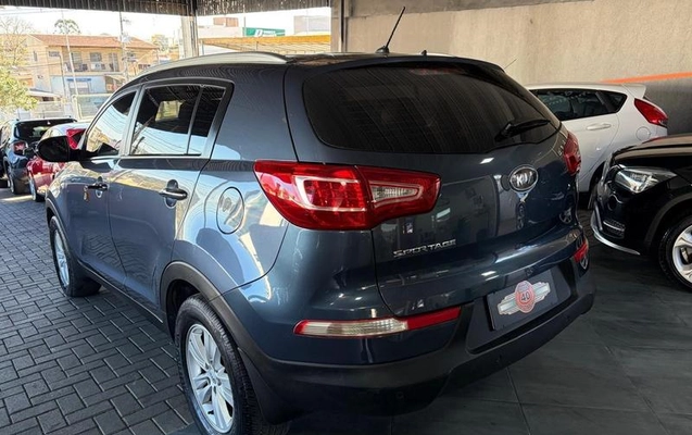 imagem-https://www.socarrao.com.br/sc-vehicle-images-prod/2739374/1784393411235-8288492_8_B_c0b134269a.jpeg