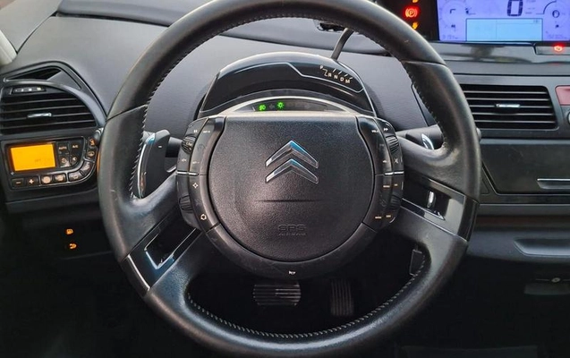 imagem-https://www.socarrao.com.br/sc-vehicle-images-prod/2739444/1784396489191-8293980_7_B_1eb5752ba1.jpeg