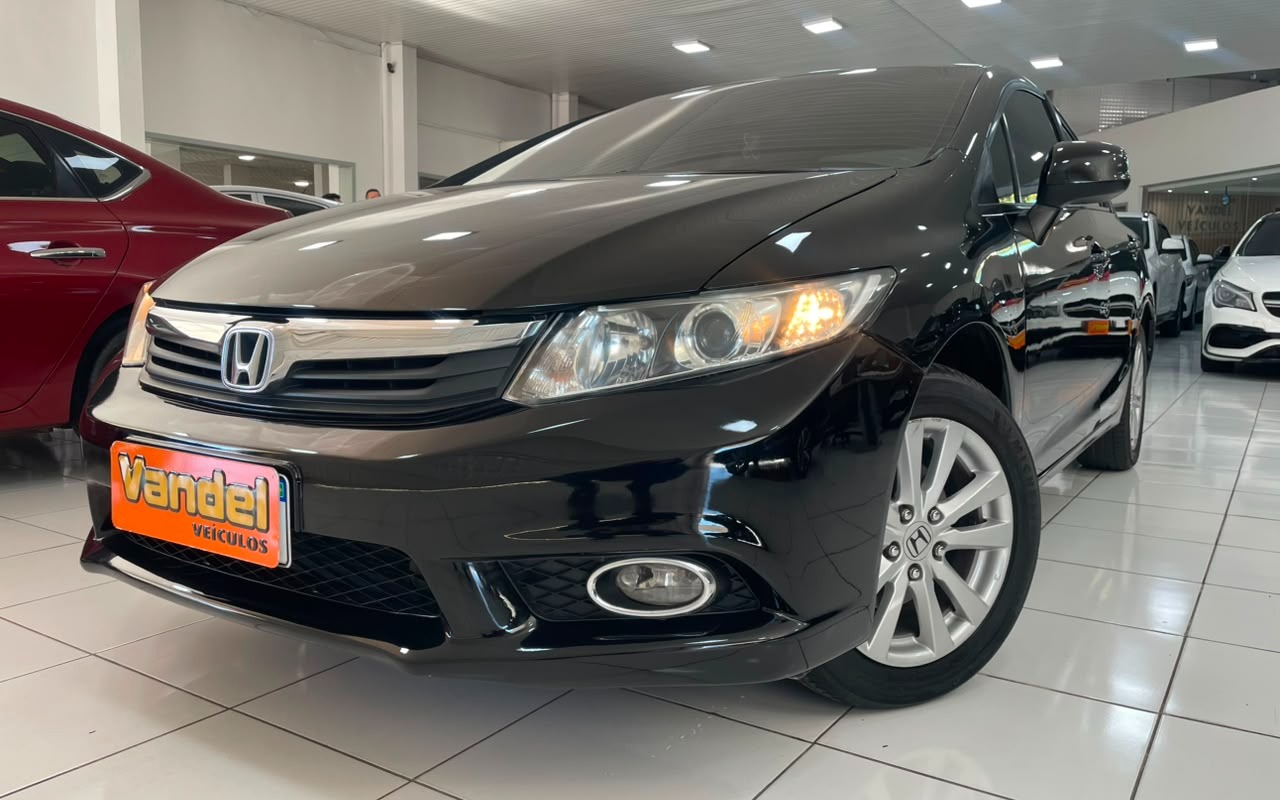 Honda Civic 2015 Preto — foto 1 de 3