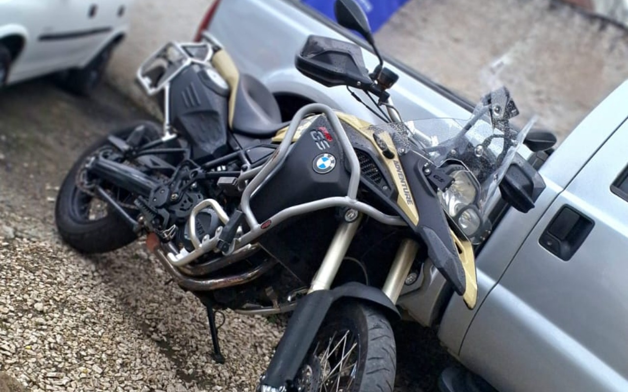 BMW F 800 GS Adventure 2015 Bege — foto 1 de 3