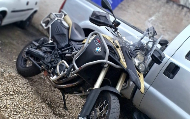 imagem-https://www.socarrao.com.br/sc-vehicle-images-prod/2739457/1784397037612-V2hhdHNBcHAgSW1hZ2UgMjAyNi0wNy0xOCBhdCAxNC4yNS4zNCAoMSkuanBlZw.jpeg
