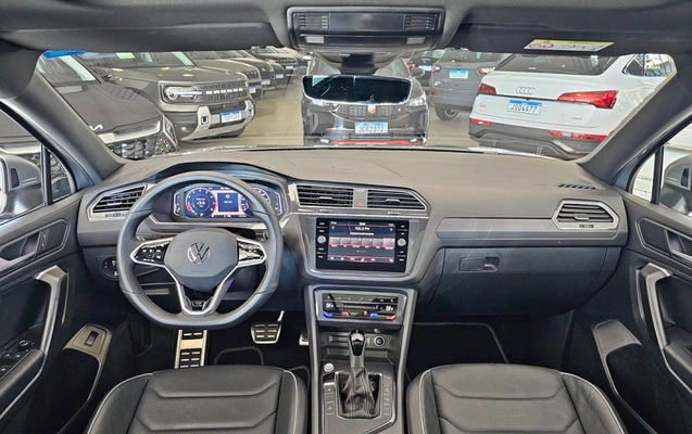 imagem-https://www.socarrao.com.br/sc-vehicle-images-prod/2739503/1789563366618-HK6LTjgHQx6ml8kY6LoOxN2CljQvgOnS.jpg