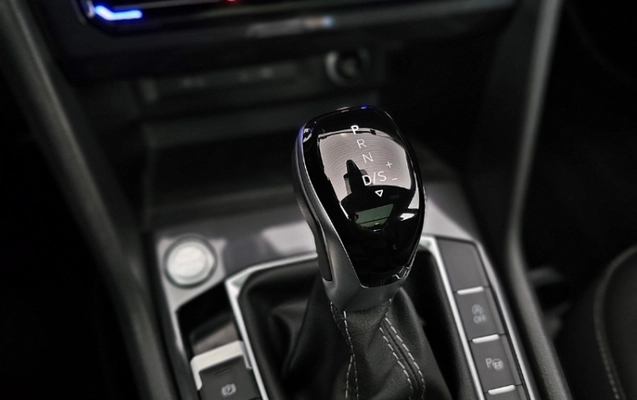 imagem-https://www.socarrao.com.br/sc-vehicle-images-prod/2739503/1789563366622-ppHxc436JtpHzm5bcrefgASFbbEBApah.jpg