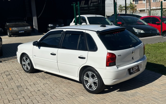 imagem-https://www.socarrao.com.br/sc-vehicle-images-prod/2739513/1784398894682-03f83727-86bf-4171-ae45-8cde1455922e.jpeg