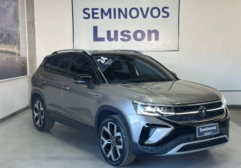 Volkswagen Taos 2024 Bege — foto 1 de 3