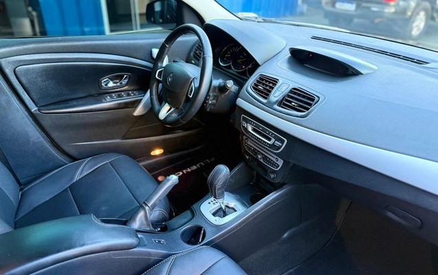 imagem-https://www.socarrao.com.br/sc-vehicle-images-prod/2739604/1787942810677-8191283_10_B_d2d6686b6b.jpeg