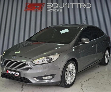 Ford Focus 2016 Cinza — foto 1 de 3