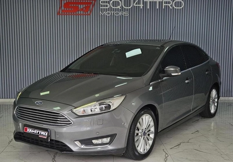 Ford Focus 2016 Cinza — foto 1 de 3