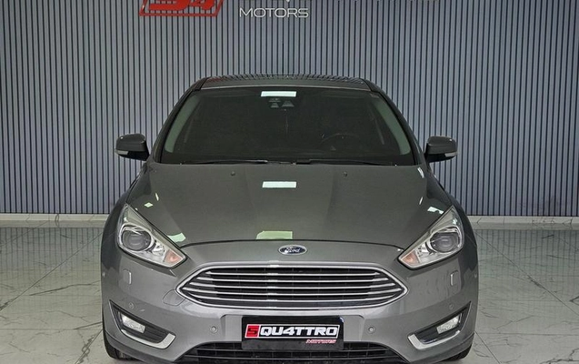 imagem-https://www.socarrao.com.br/sc-vehicle-images-prod/2739621/1789064412091-8250241_28_B_d17128b20d.jpeg