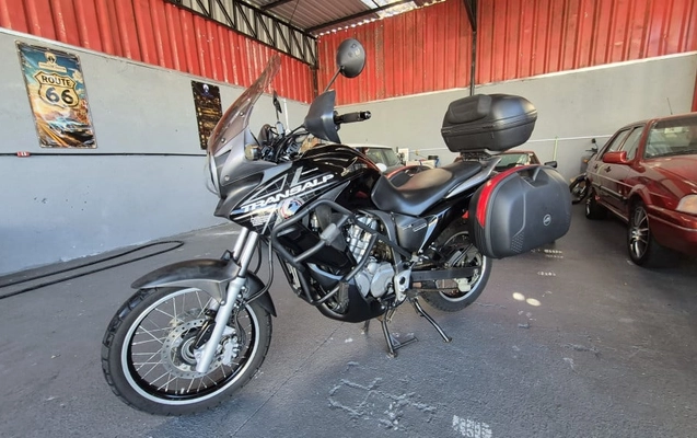 imagem-https://www.socarrao.com.br/sc-vehicle-images-prod/2739635/1786540471725-vehicle_image_1784401819_4c642dddac2e0ce806d53ff9c9a3f27a.jpeg