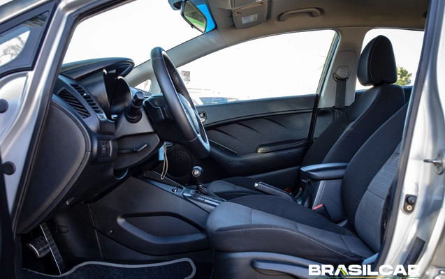 imagem-https://www.socarrao.com.br/sc-vehicle-images-prod/2739805/1784409951730-003_8f37df7a046abe7a0a64aee99aaf6fef.jpg