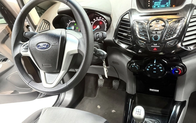 imagem-https://www.socarrao.com.br/sc-vehicle-images-prod/2739845/1784414503919-1_073847.jpg