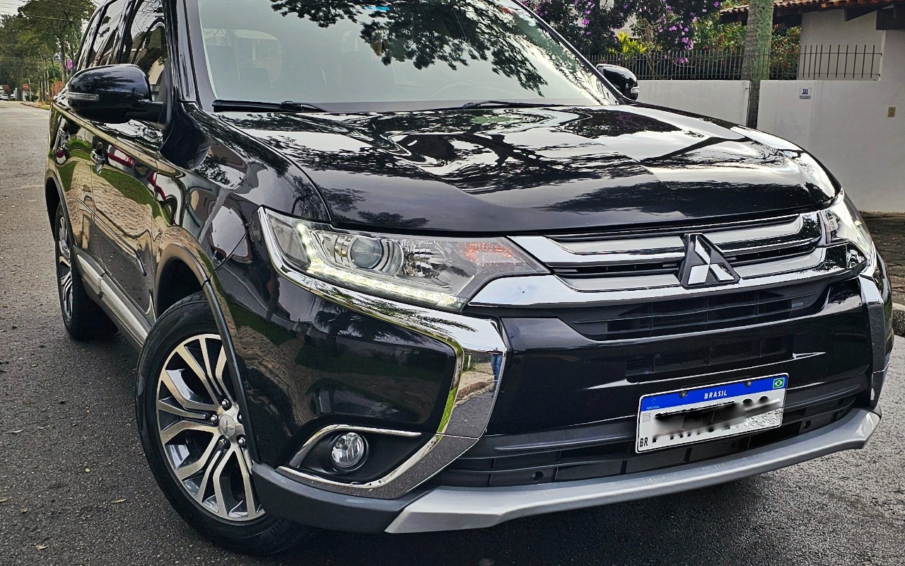 imagem-https://www.socarrao.com.br/sc-vehicle-images-prod/2746327/1784461738042-MjAyNjA3MDdfMDk1ODQ0ICgxKS5qcGVn.jpeg