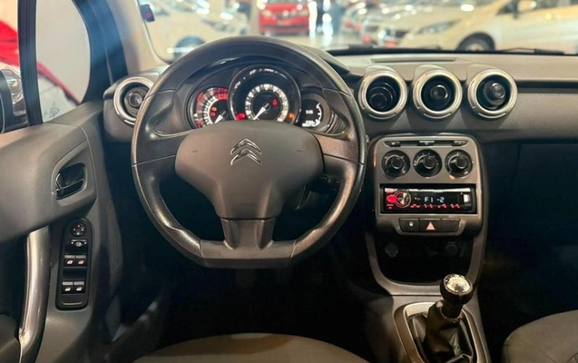 imagem-https://www.socarrao.com.br/sc-vehicle-images-prod/2746381/1791306965092-8291047_5_B_71b54288c8.jpeg
