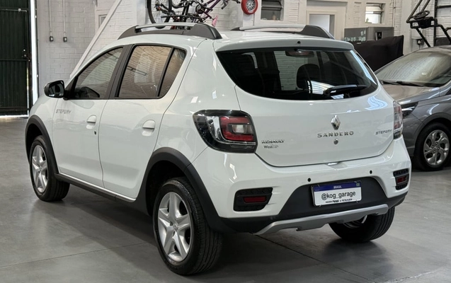 imagem-https://www.socarrao.com.br/sc-vehicle-images-prod/2753778/1784548733036-vehicle_image_1784548441_813435f5e1d260493322fd02d81fdd42.jpeg