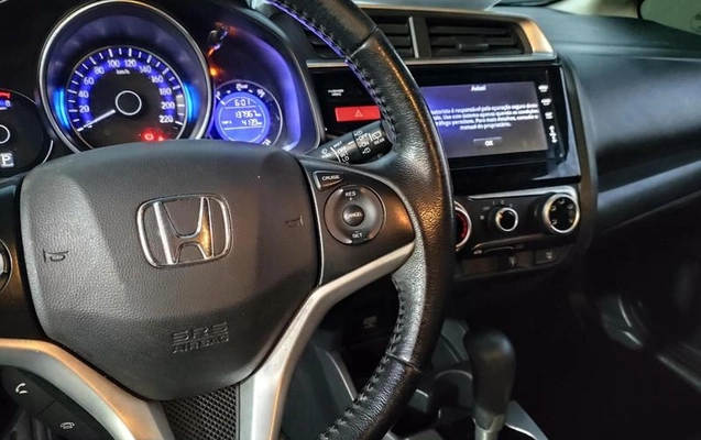 imagem-https://www.socarrao.com.br/sc-vehicle-images-prod/2754057/1784669266598-8272998_5_B_6ad6126bbf.jpeg