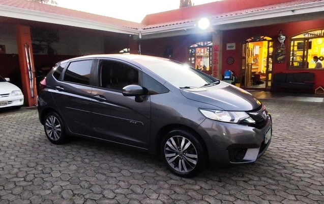 imagem-https://www.socarrao.com.br/sc-vehicle-images-prod/2754057/1784669266605-8272998_26_B_367a8ddf02.jpeg