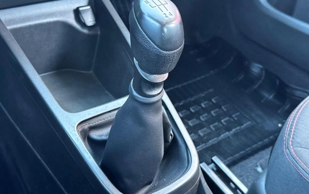imagem-https://www.socarrao.com.br/sc-vehicle-images-prod/2754058/1786027160558-8188889_13_B_521967aa38.jpeg
