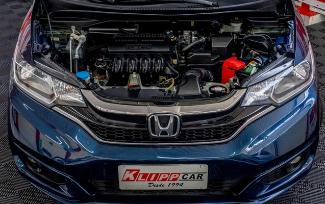 imagem-https://www.socarrao.com.br/sc-vehicle-images-prod/2754383/1784550382314-frhn78QNOhW8qrcPtL1I2G9M8gegzIXT.jpg
